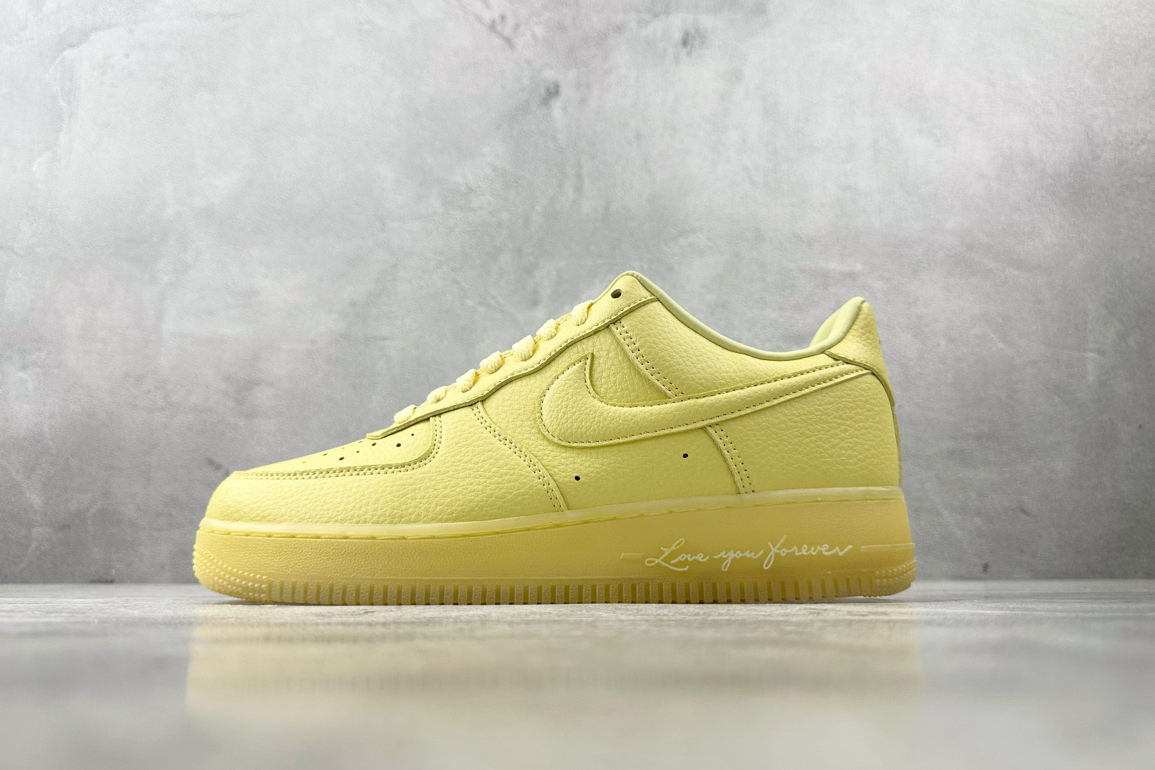210 全新版本升级 NOCTA × Nike Air Force 1 ”Love You Forever”黄色 CZ8065-800