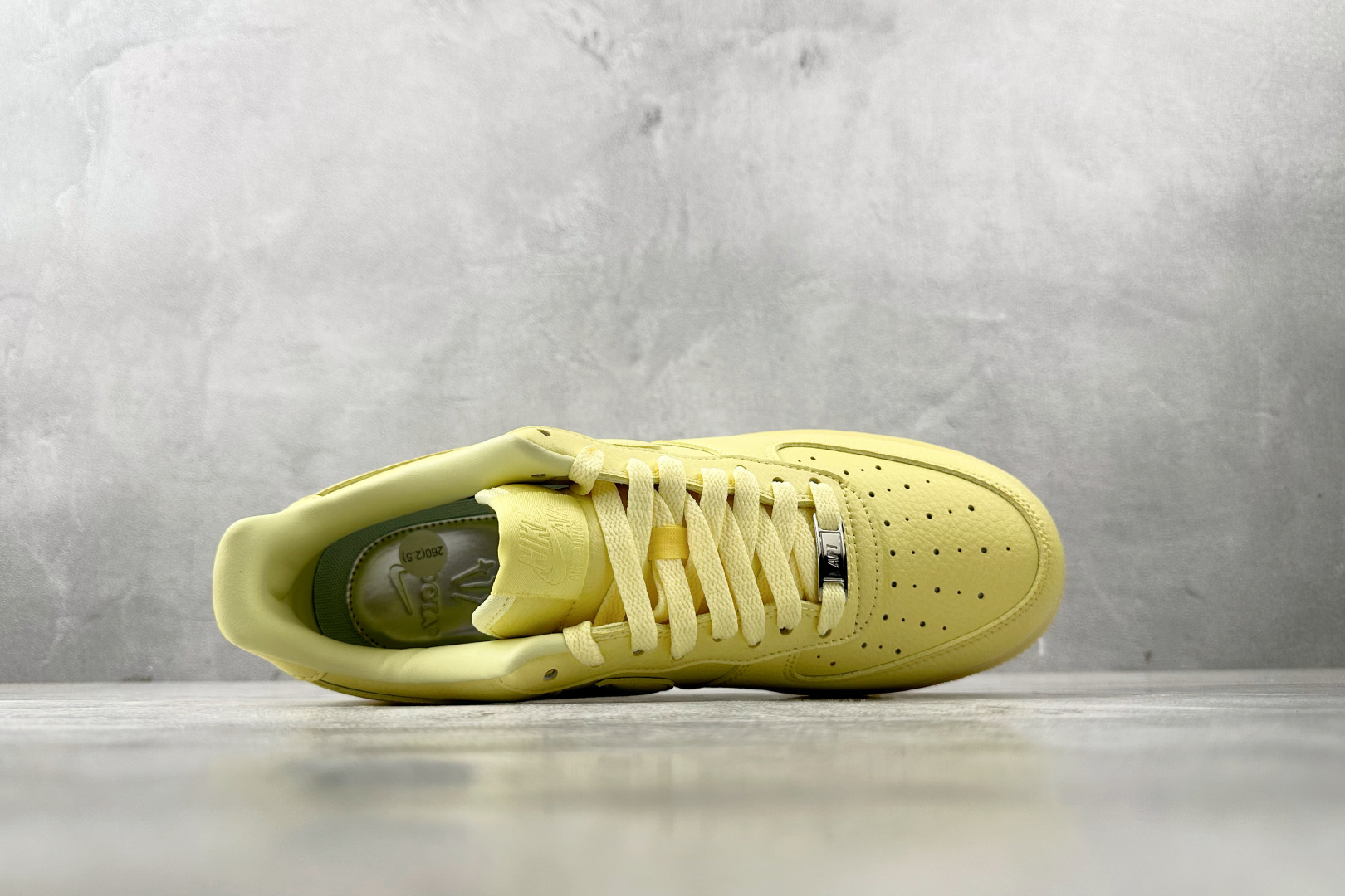 210 全新版本升级 NOCTA × Nike Air Force 1 ”Love You Forever”黄色 CZ8065-800