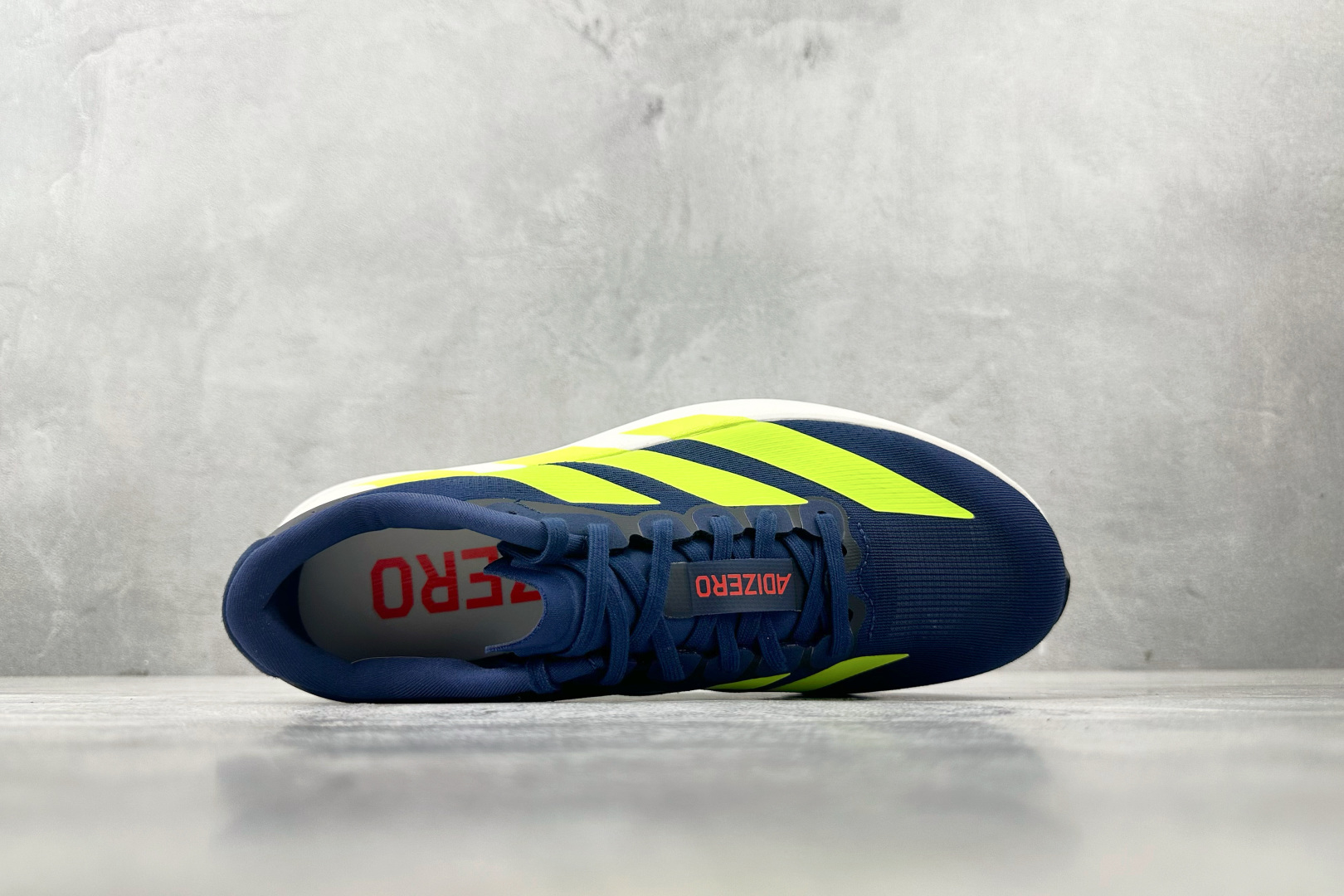 PK 
全新工厂开发 adidas Adizero Evo SL蓝黄色

货号：JR3415
尺码：36