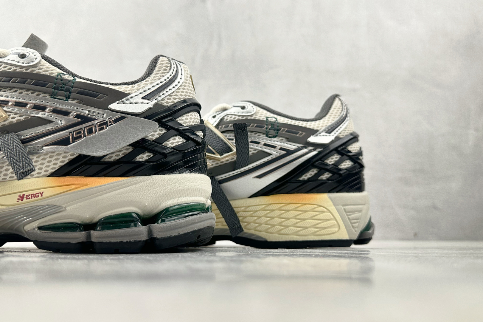 200 纯原出品 New Balance NB 1906A 灰银 M1906AD