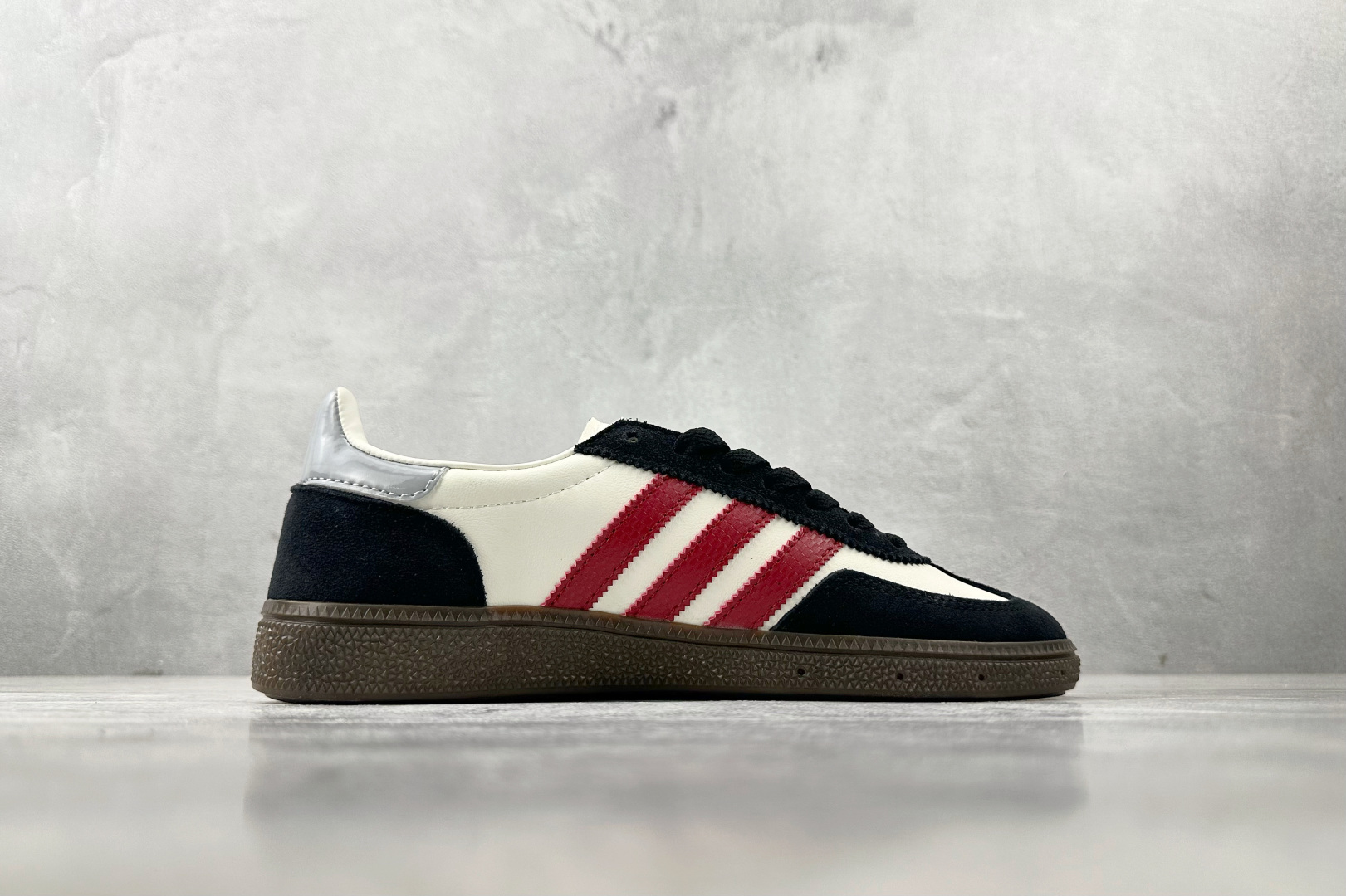 160 出口订单 adidoriginals HANDBALL SPEZIAL 汉玉白  JQ8735