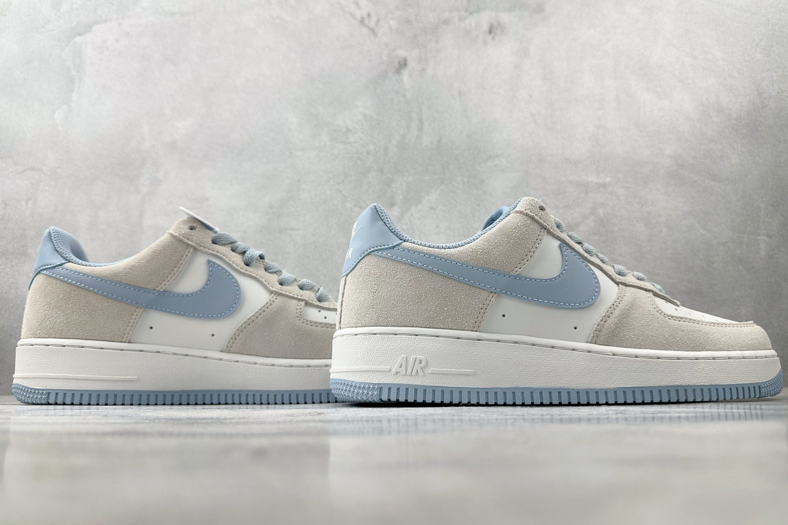 200 Nike Air Force 1 07 灰蓝 FQ8714-005