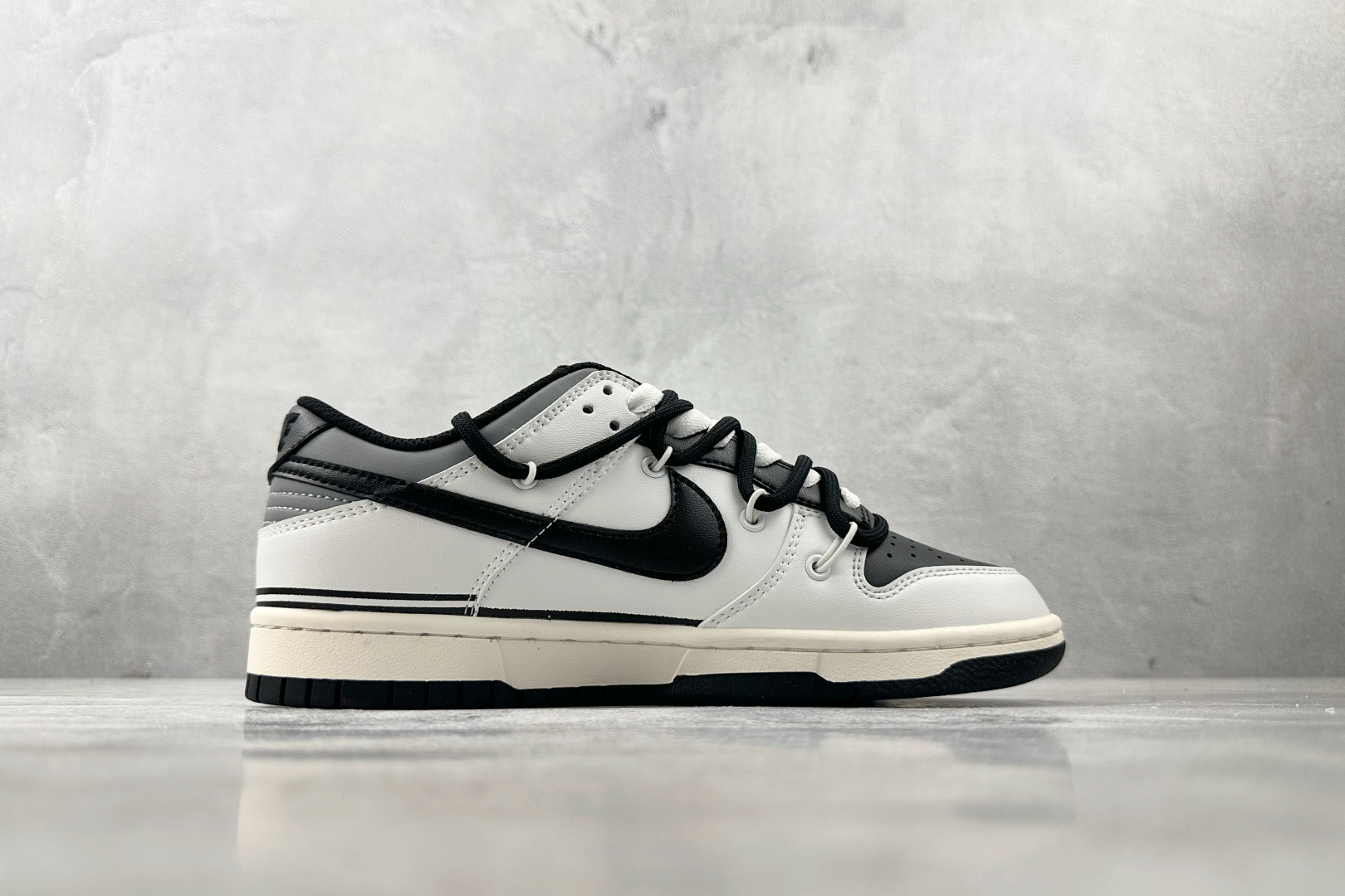 220  定制球鞋 Nike Dunk RISK 赛车主题 秋名山 豆腐店 黑白 DJ6188-002
