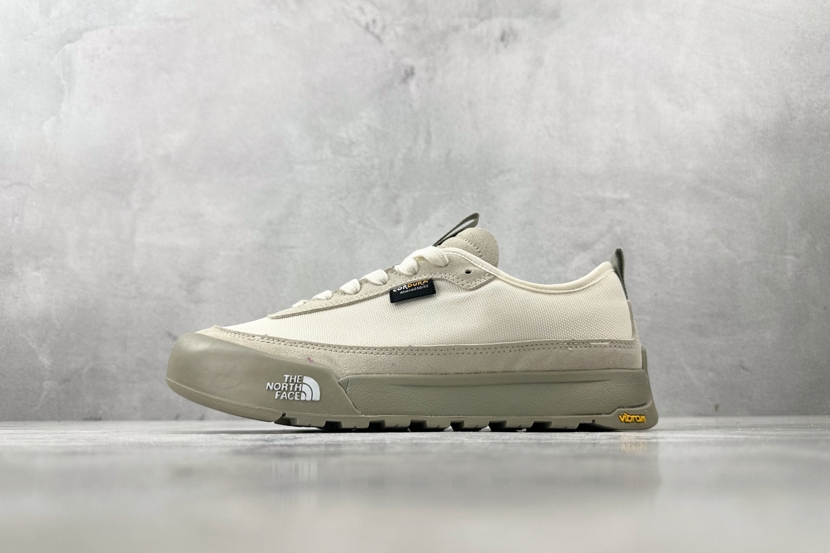 250 东南亚订单 北面THE NORTH FACE Clyffe 白色 NS93Q74