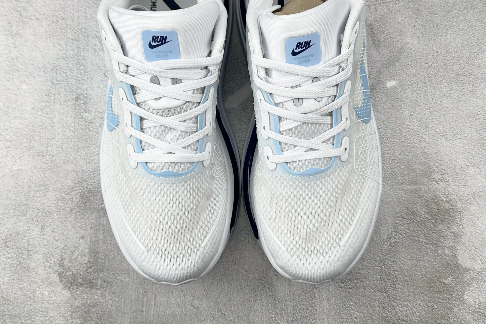 220 Nike Vomero Vomero Premium 白蓝  HQ2050-566
