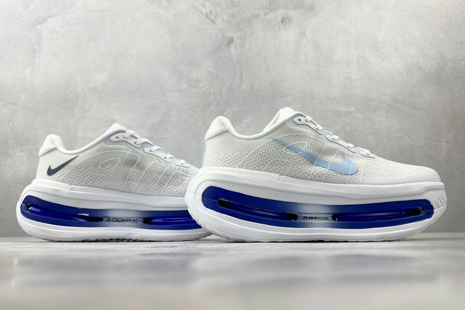 220 Nike Vomero Vomero Premium 白蓝  HQ2050-566