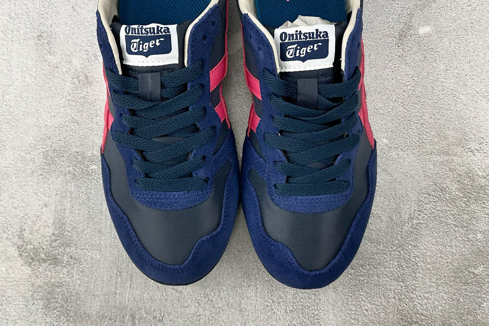 160 渠道特供 Onitsuka Tiger鬼塚虎 SERRANO 蓝梅红 1183B400-402