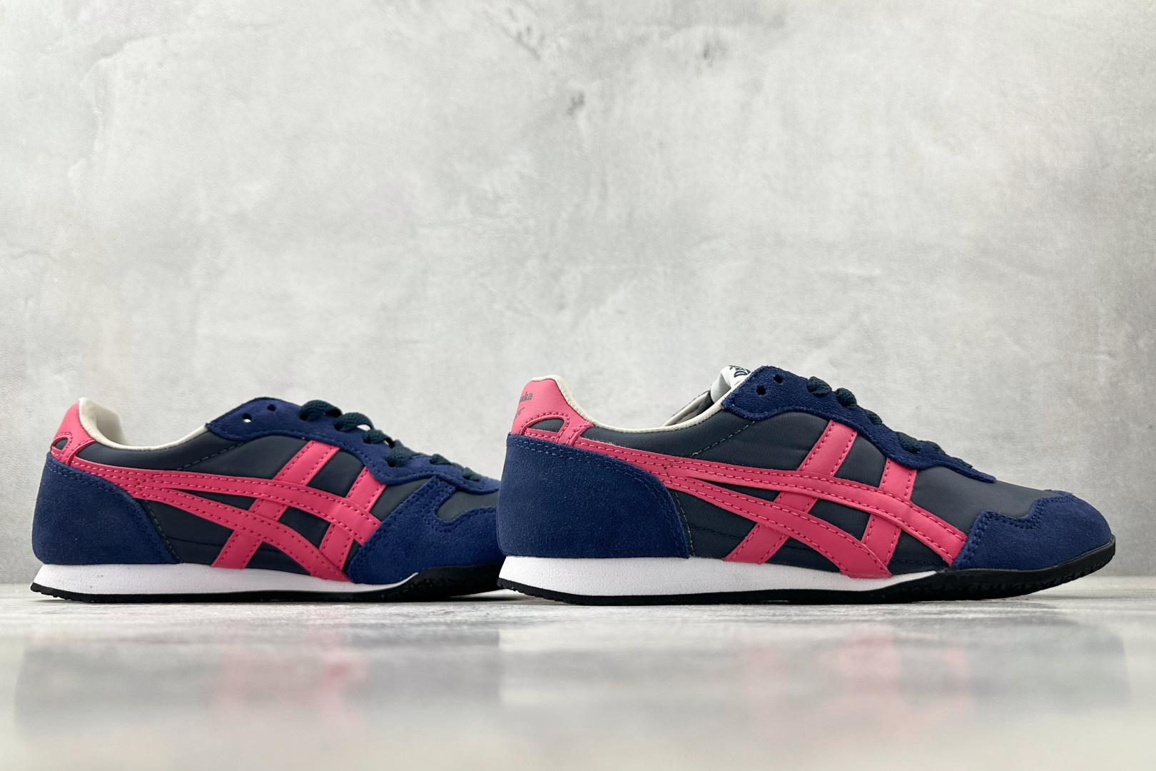 160 渠道特供 Onitsuka Tiger鬼塚虎 SERRANO 蓝梅红 1183B400-402