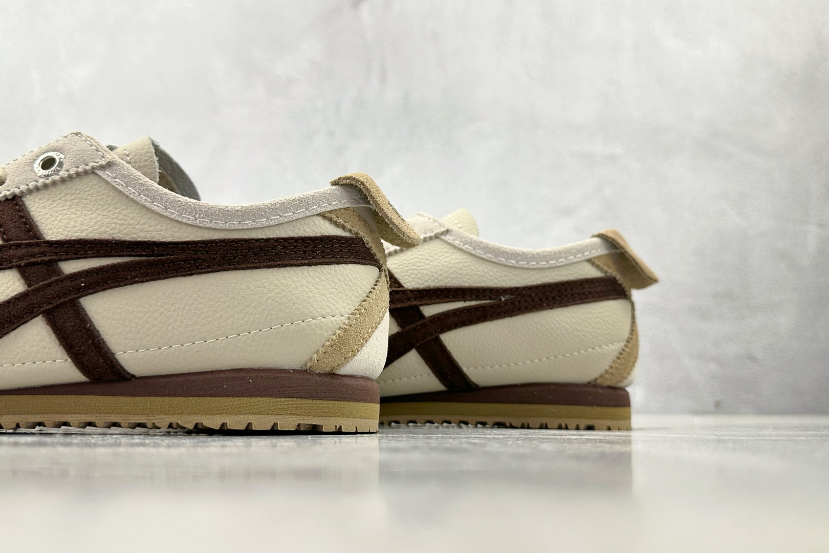 170 渠道特供 Onitsuka Tiger鬼塚虎 MEXICO 66 棕褐色 1183C015-204