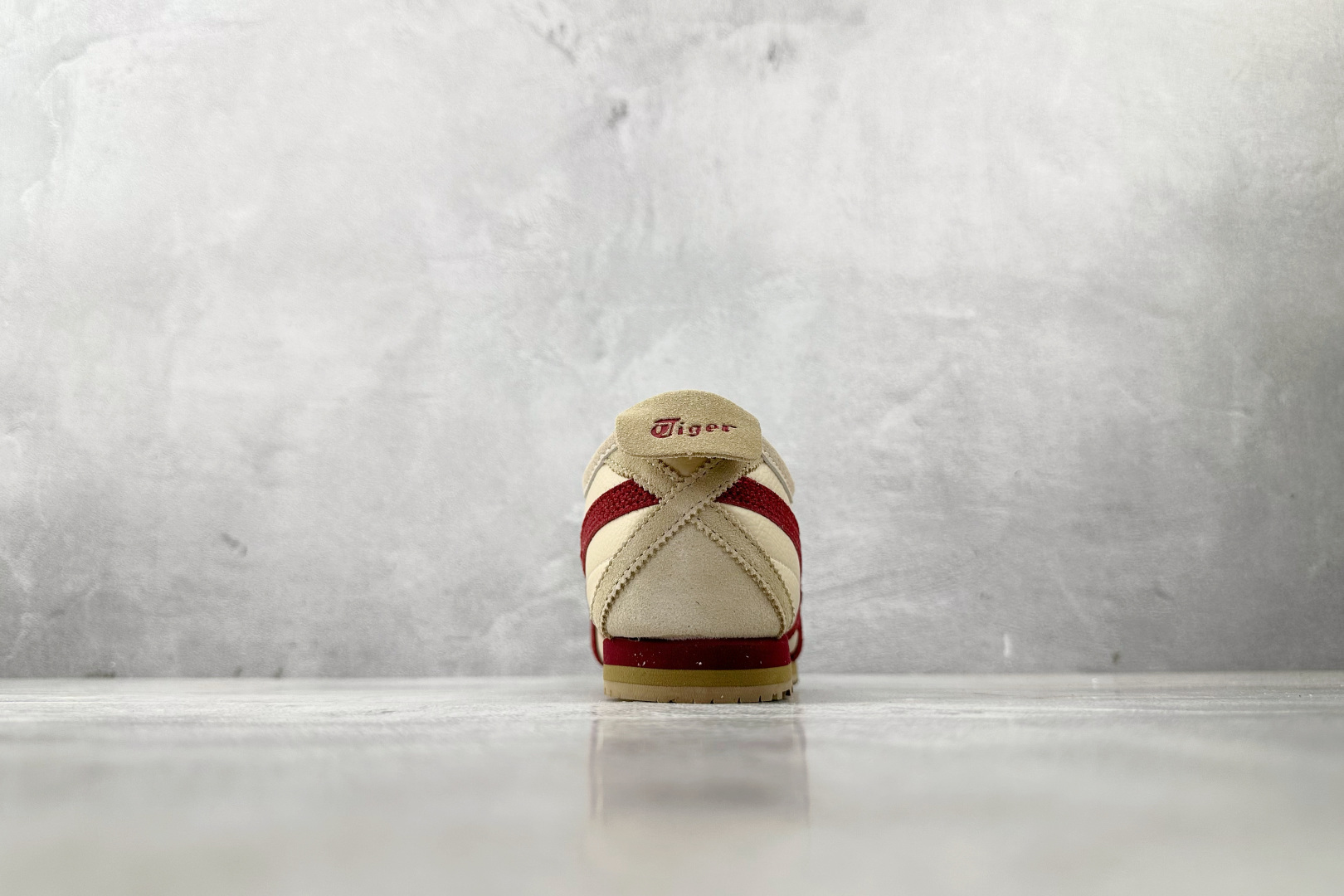 170 渠道特供 Onitsuka Tiger鬼塚虎 MEXICO 66 SD 米酒红色 1183C015-202