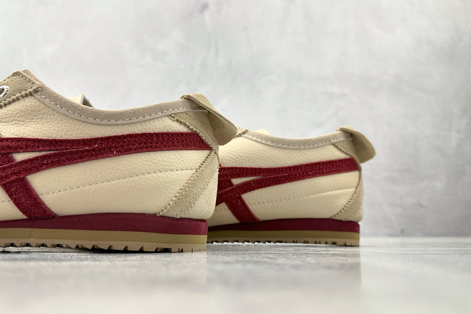 170 渠道特供 Onitsuka Tiger鬼塚虎 MEXICO 66 SD 米酒红色 1183C015-202