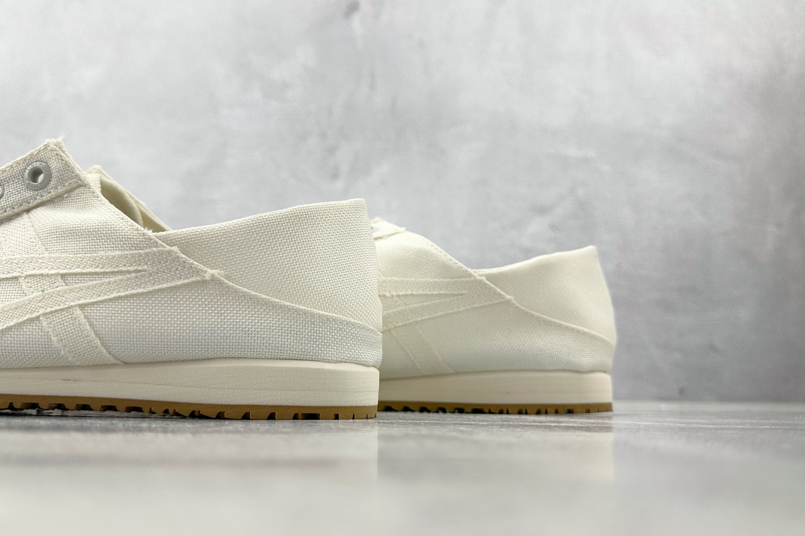 170 渠道特供 Onitsuka Tiger鬼塚虎 MEXICO 66 SD PARATY 米色 1183C432-750