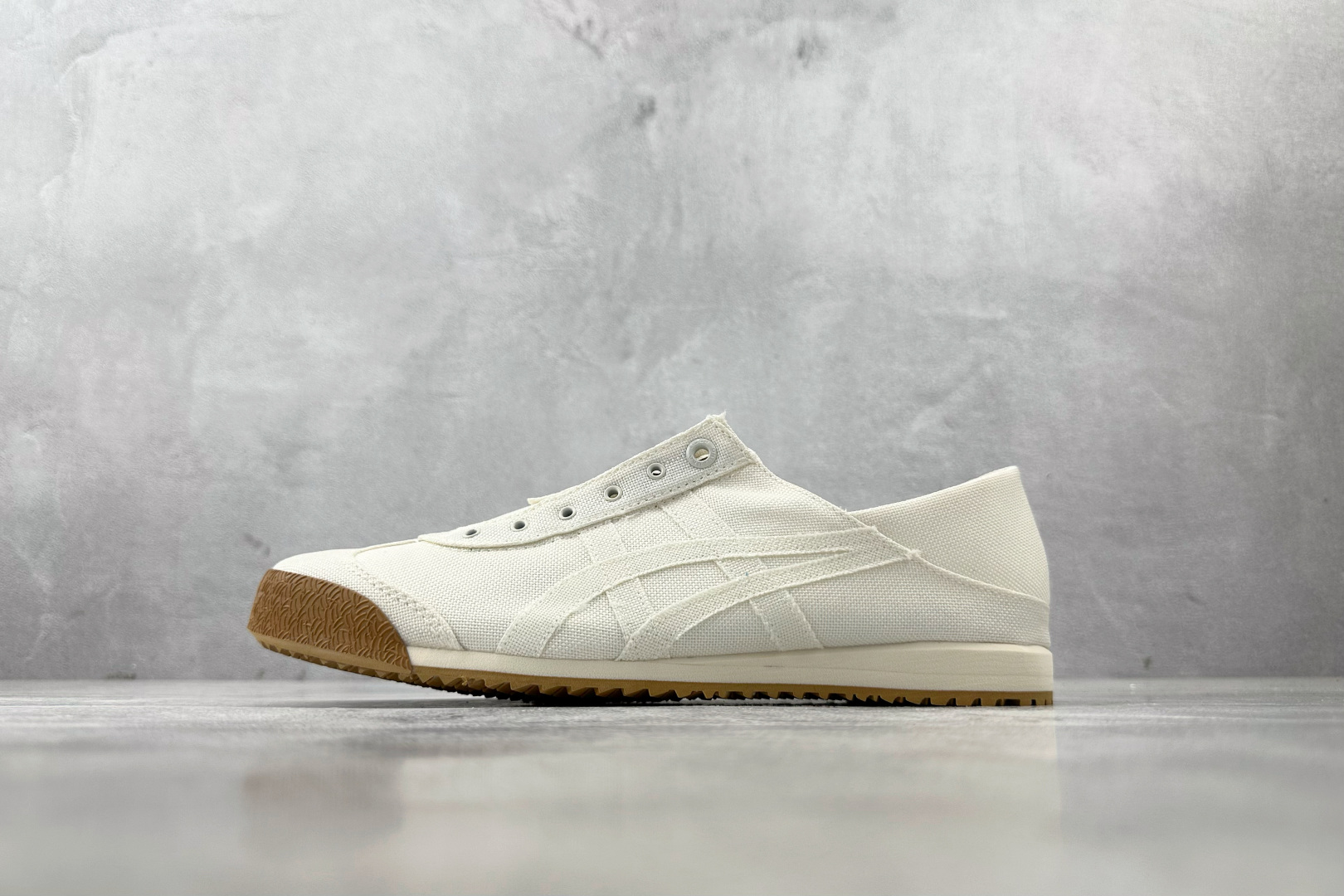 170 渠道特供 Onitsuka Tiger鬼塚虎 MEXICO 66 SD PARATY 米色 1183C432-750