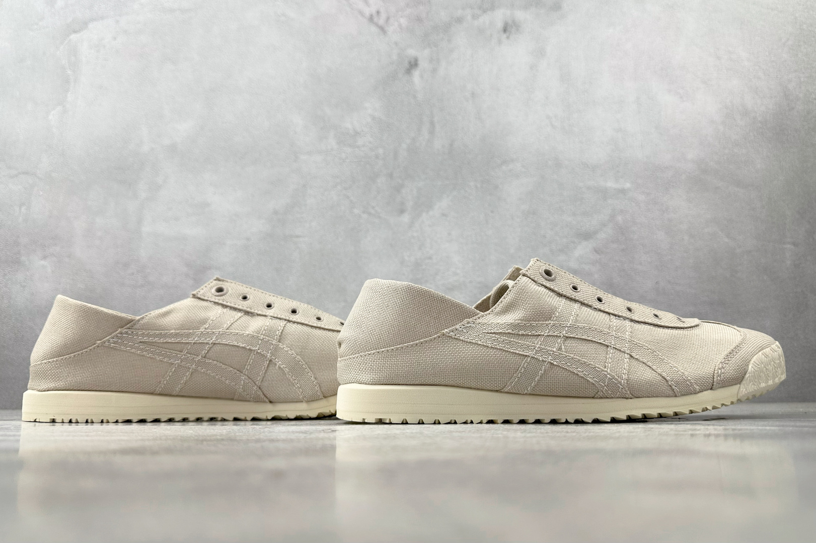 170 渠道特供 Onitsuka Tiger鬼塚虎 MEXICO 66 SD PARATY 米灰色 1183C432-250