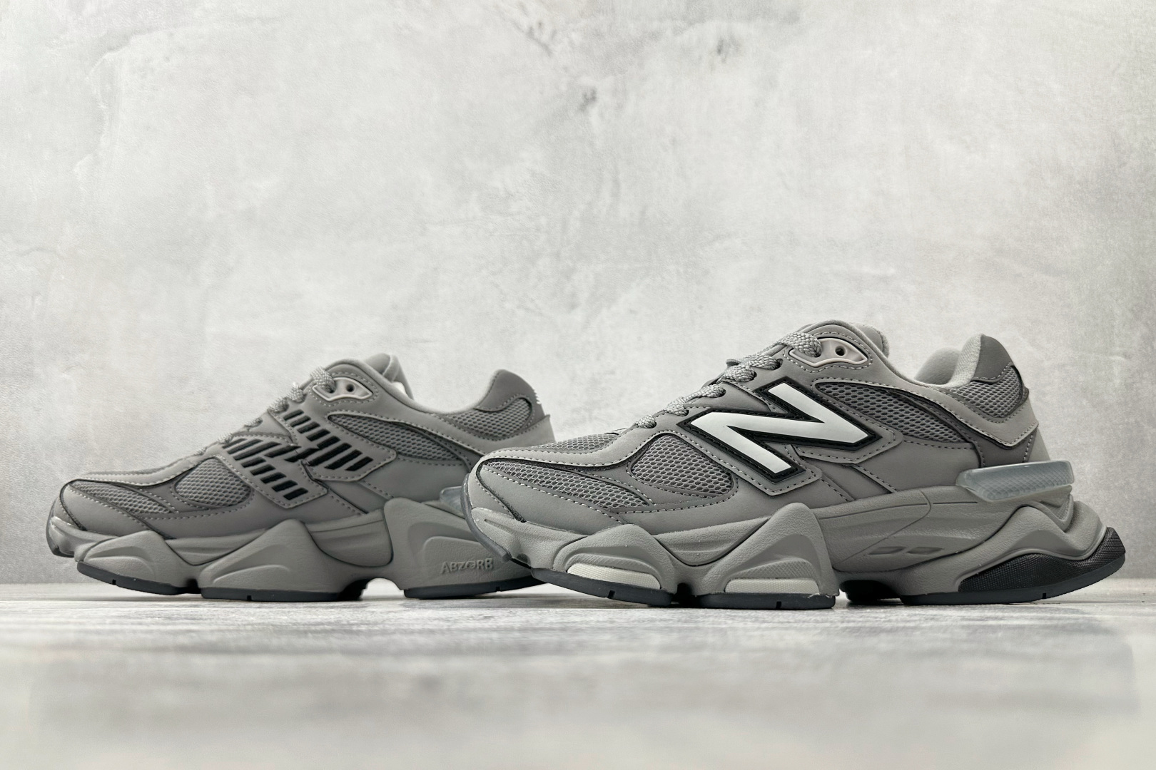 230 New Balance NB 9060 灰色 U9060ZGB