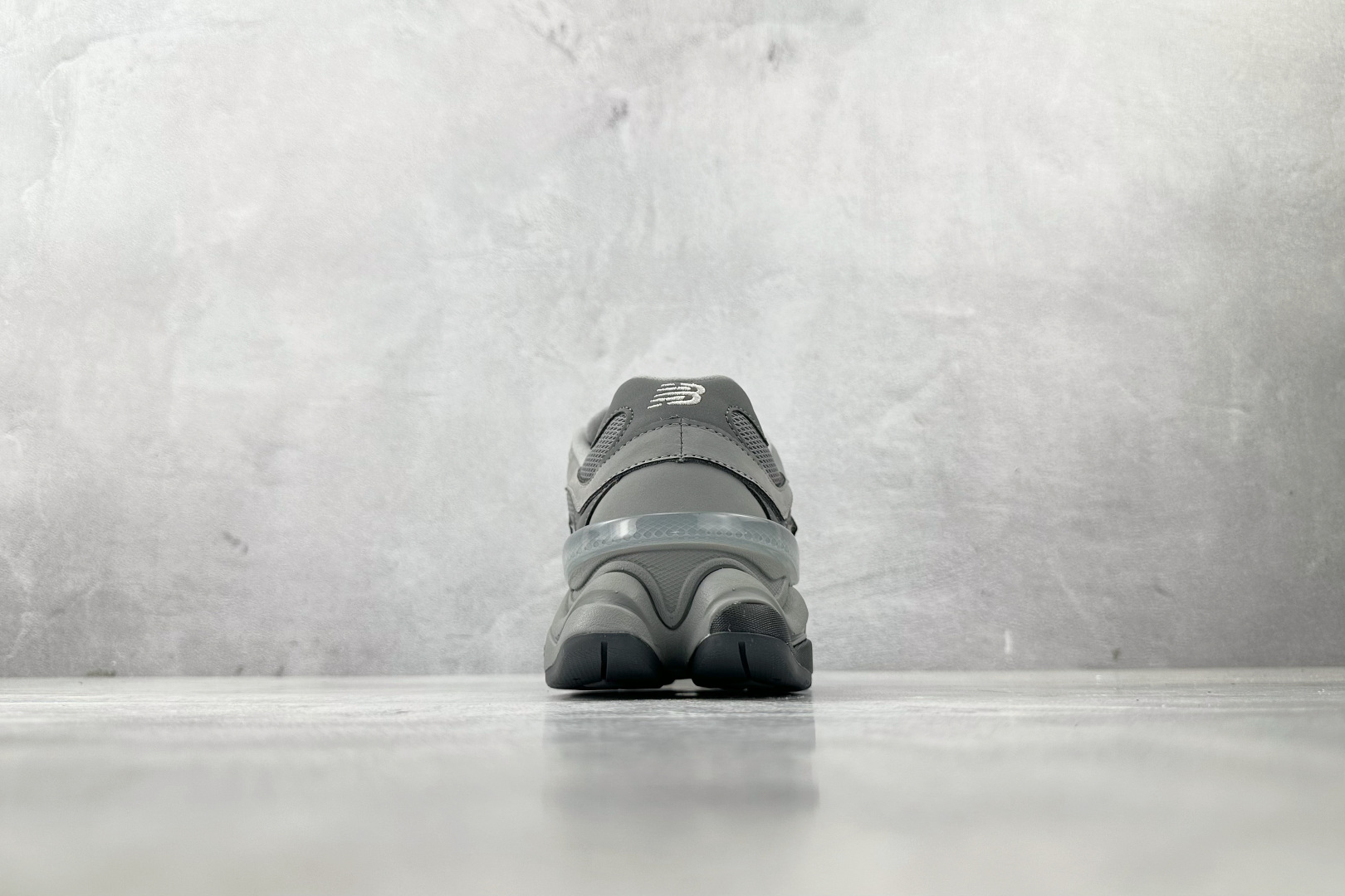 230 New Balance NB 9060 灰色 U9060ZGB