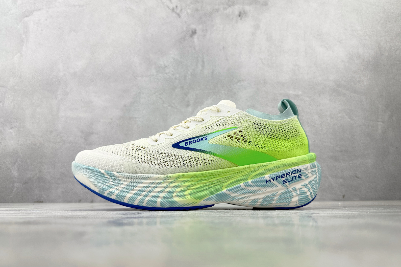 220 Brooks布鲁克斯 HyperiElite 白绿 1000531D134