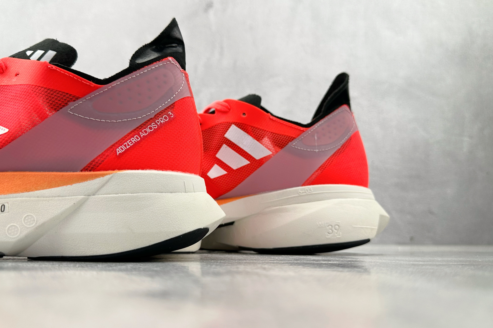 200 平台订单 adidAdizero Adios Pro 3 红黑白 GX9777