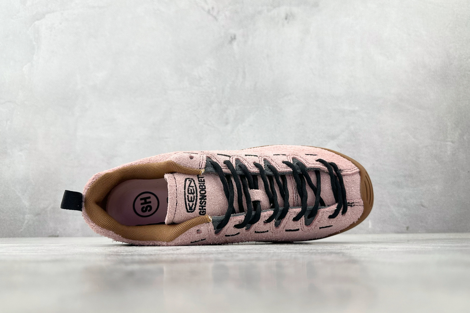 FC 本地💰180
Highsnobiety KEEN Jasper "Downtown"粉色

货号：1029407
尺码：36 36.5 37 38.5 39 40 40.5 41 42 42.5 43 44 44.5 45 46 
编码：28