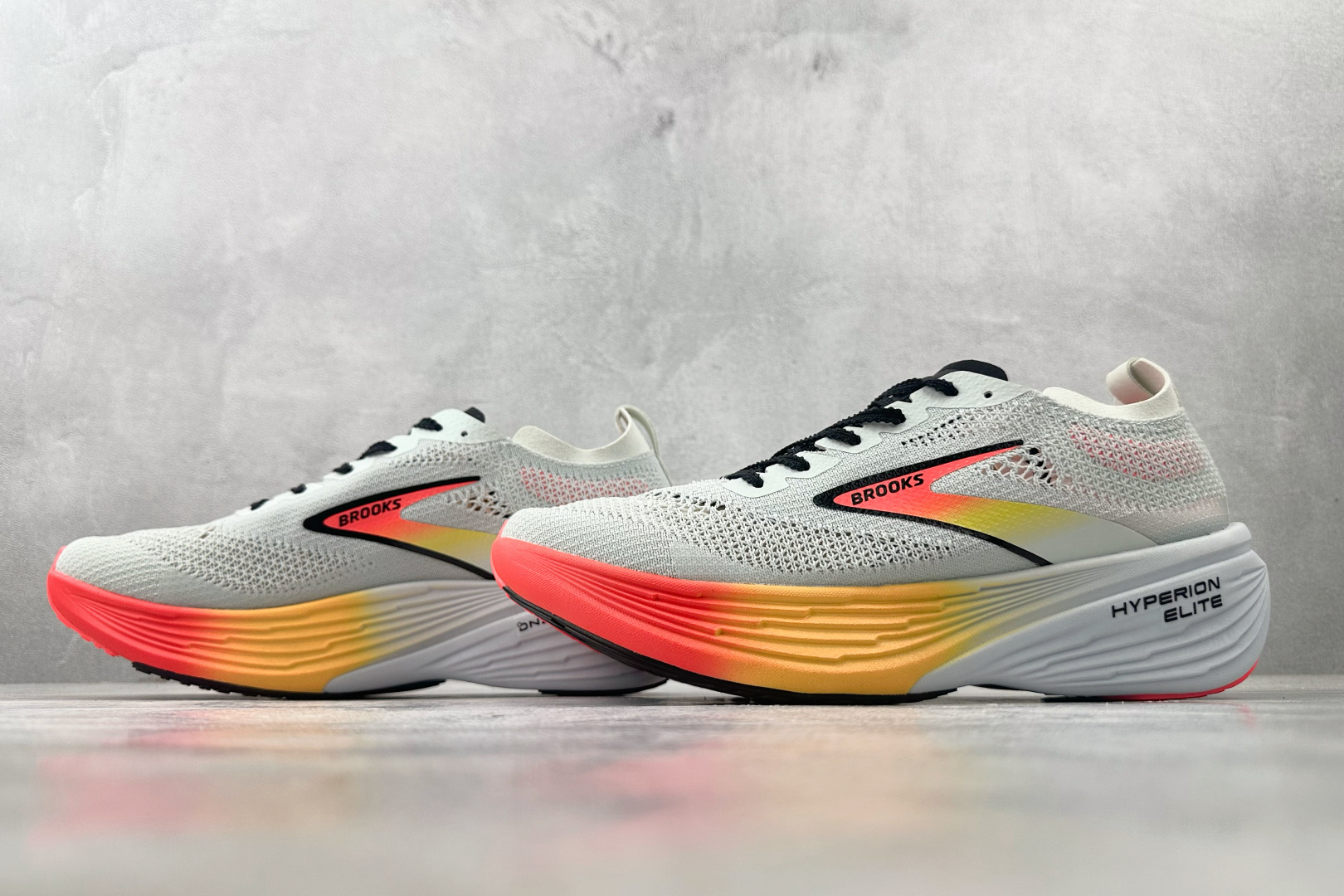 220 Brooks布鲁克斯 HyperiElite 灰橙色 龙卷风 4 1000461D488