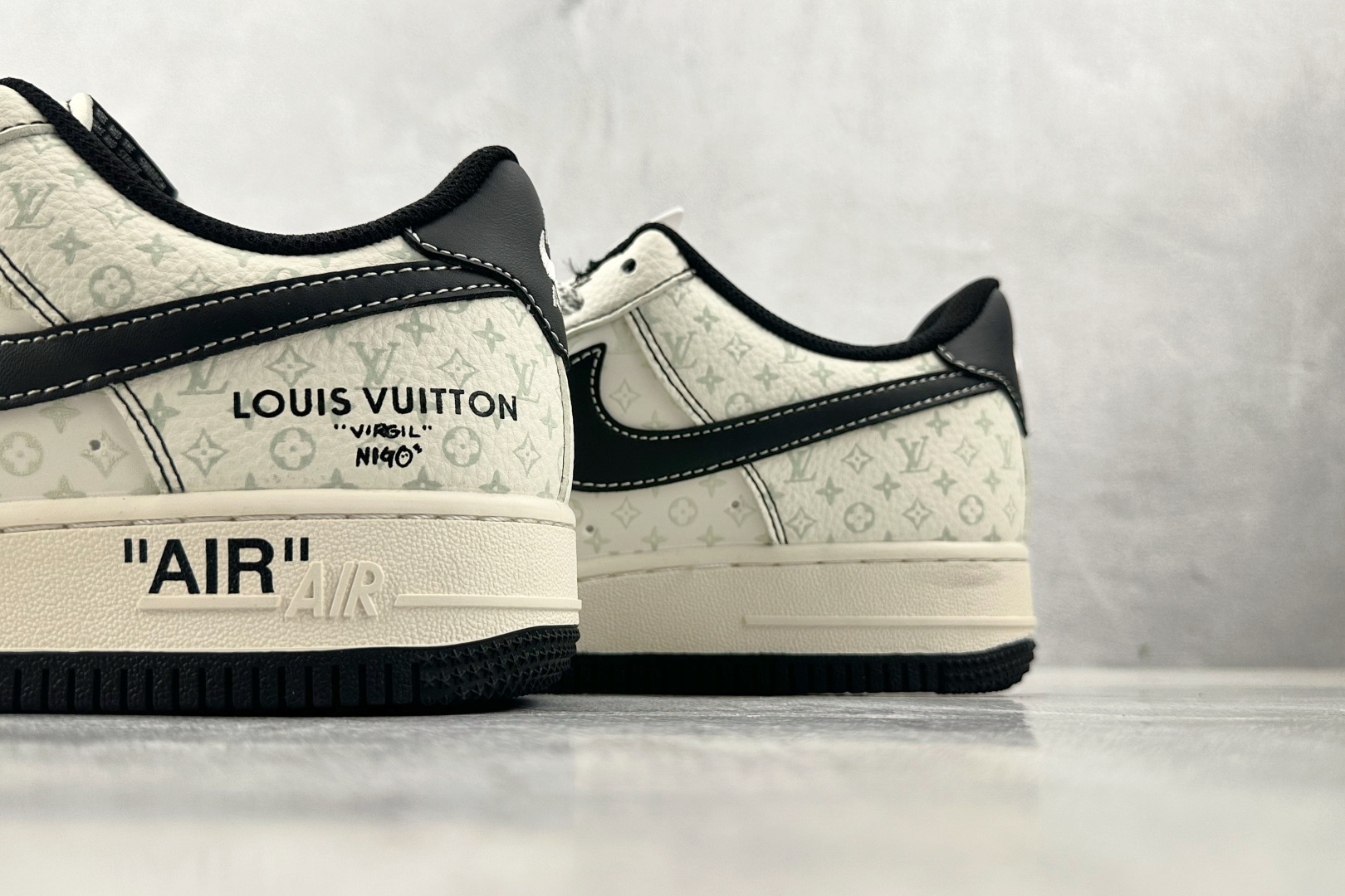 260 Nike Air Force 1'07 LV 联名 米白黑 CX5050-Y09