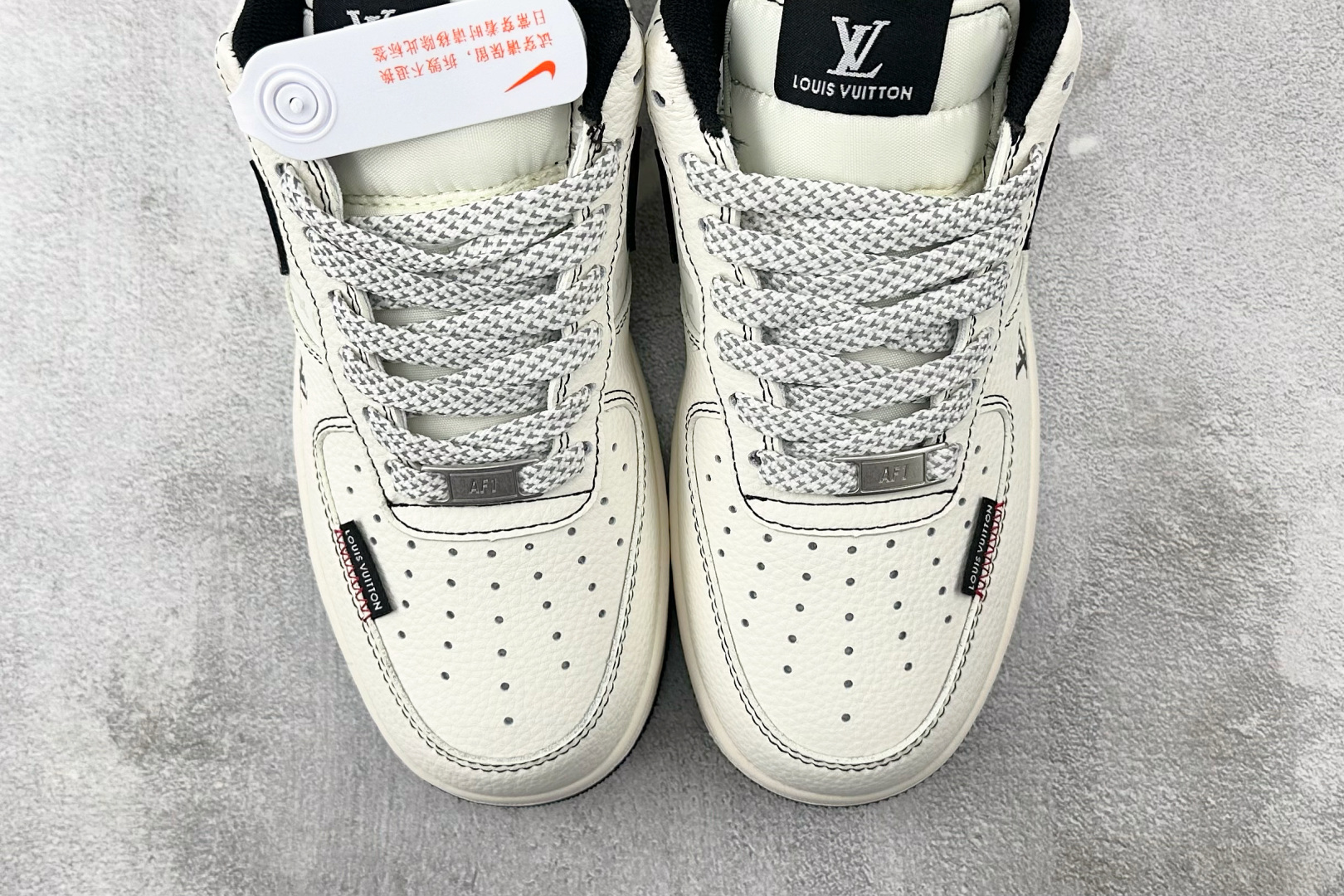 260 Nike Air Force 1'07 LV 联名 米白黑 CX5050-Y09