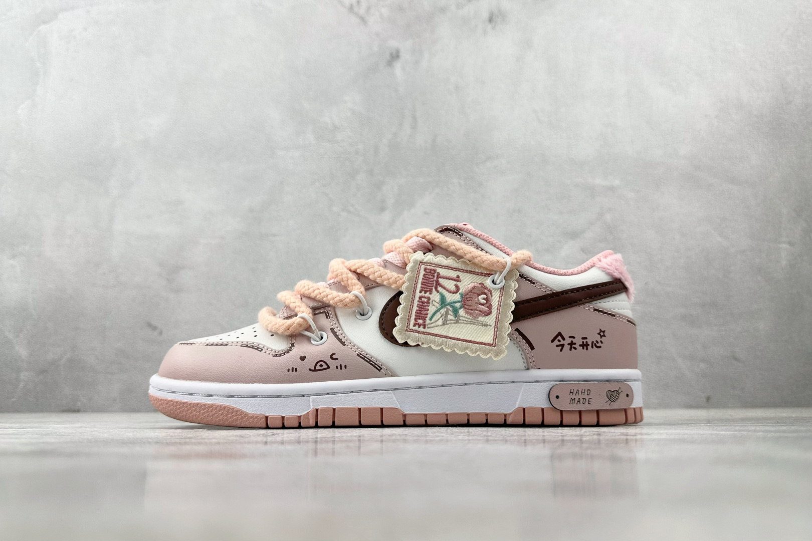 220  定制球鞋 Nike Dunk Low 后青春花漾 玫瑰情书 粉色 DO6485-600