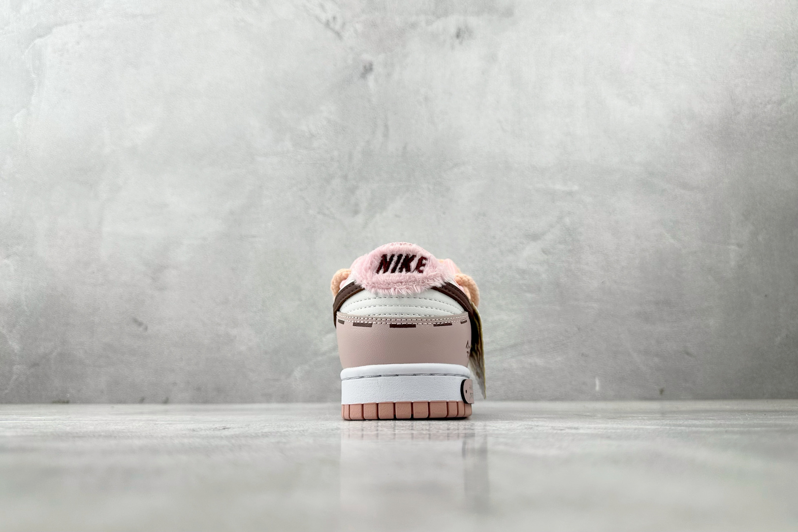 220  定制球鞋 Nike Dunk Low 后青春花漾 玫瑰情书 粉色 DO6485-600