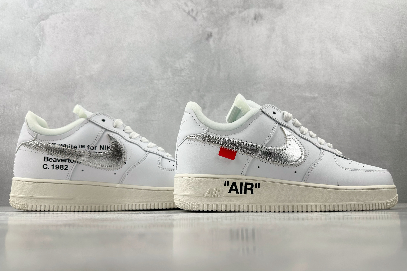 XC 本地💰250
Nike Air Force 1 Virgil Abloh Off-White (AF00) 白色

货号：AO4297-100
尺码：40 40.5 41 42 42.5 43 44 44.5 45 46 46.5 47.5
编码：35