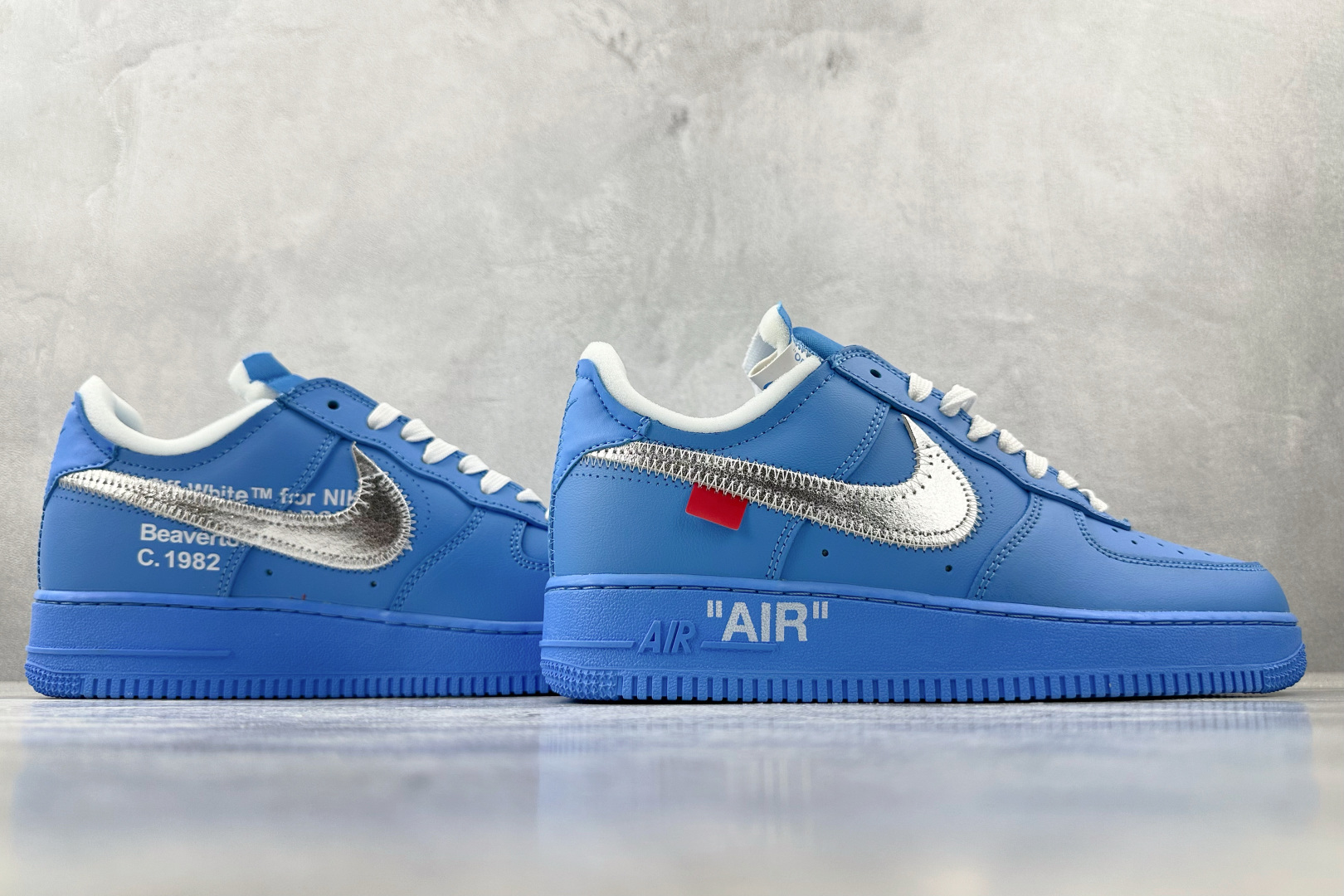 XC 本地💰250
OFF-WHITE × Nike Air Force 1'07 "MCA" 联名款 蓝色艺术馆 蓝色

货号：CI1173-400
尺码：40 40.5 41 42 42.5 43 44 44.5 45 46 46.5 47.5
编码：35