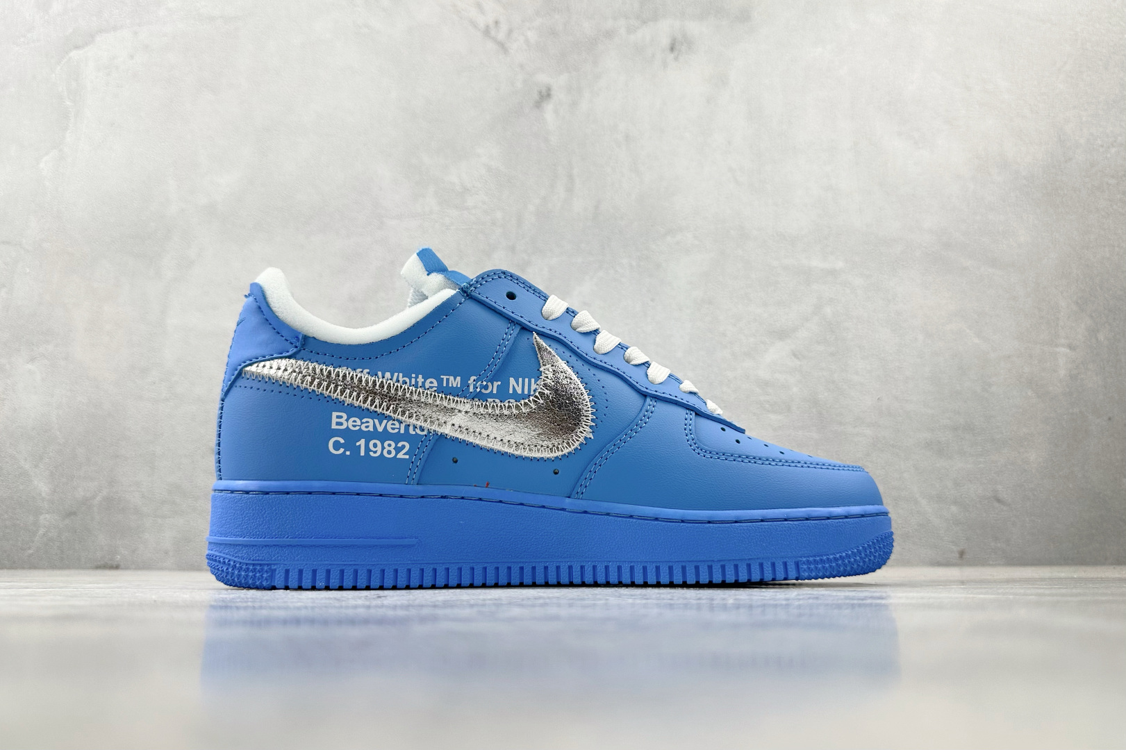 XC 本地💰250
OFF-WHITE × Nike Air Force 1'07 "MCA" 联名款 蓝色艺术馆 蓝色

货号：CI1173-400
尺码：40 40.5 41 42 42.5 43 44 44.5 45 46 46.5 47.5
编码：35