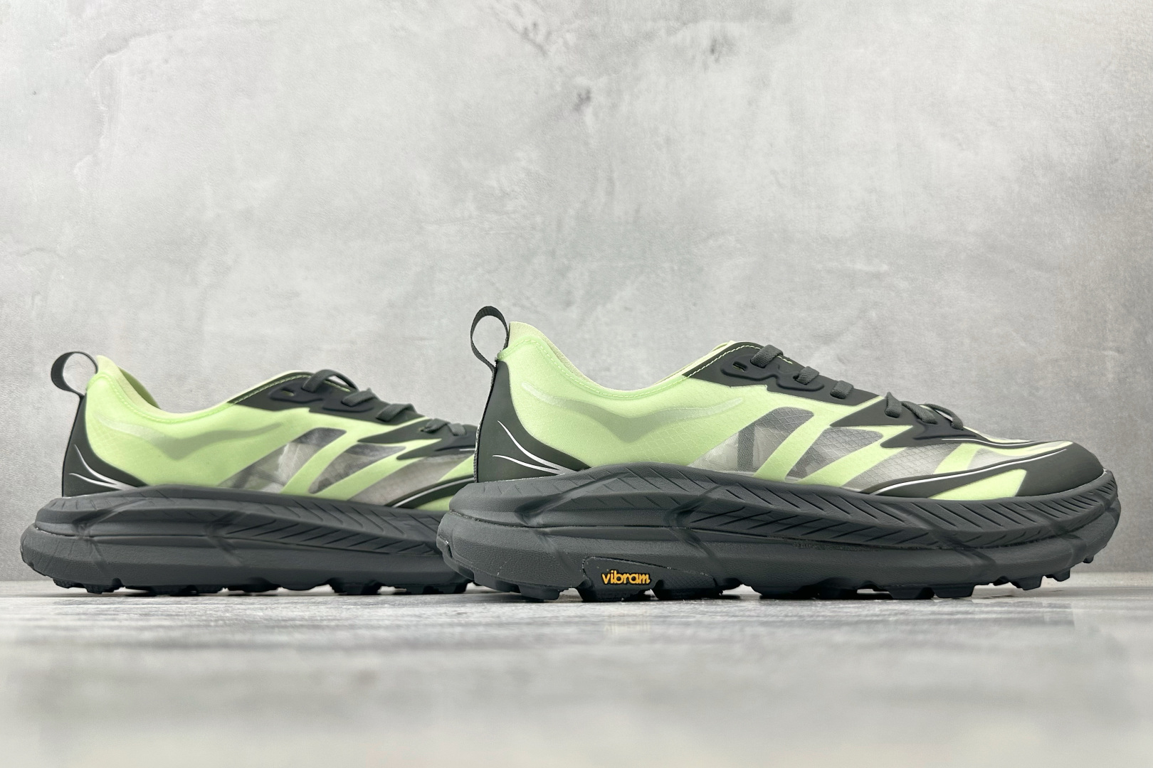 HK 本地💰210
平台专供 HOKA ONE ONE Mafate Speed 4 LITE 黑绿色

货号：1168450-LHC
尺码：36 36.5 37.5 38 38.5 39 40 40.5 41 42 42.5 43 44 44.5 45 
编码：31