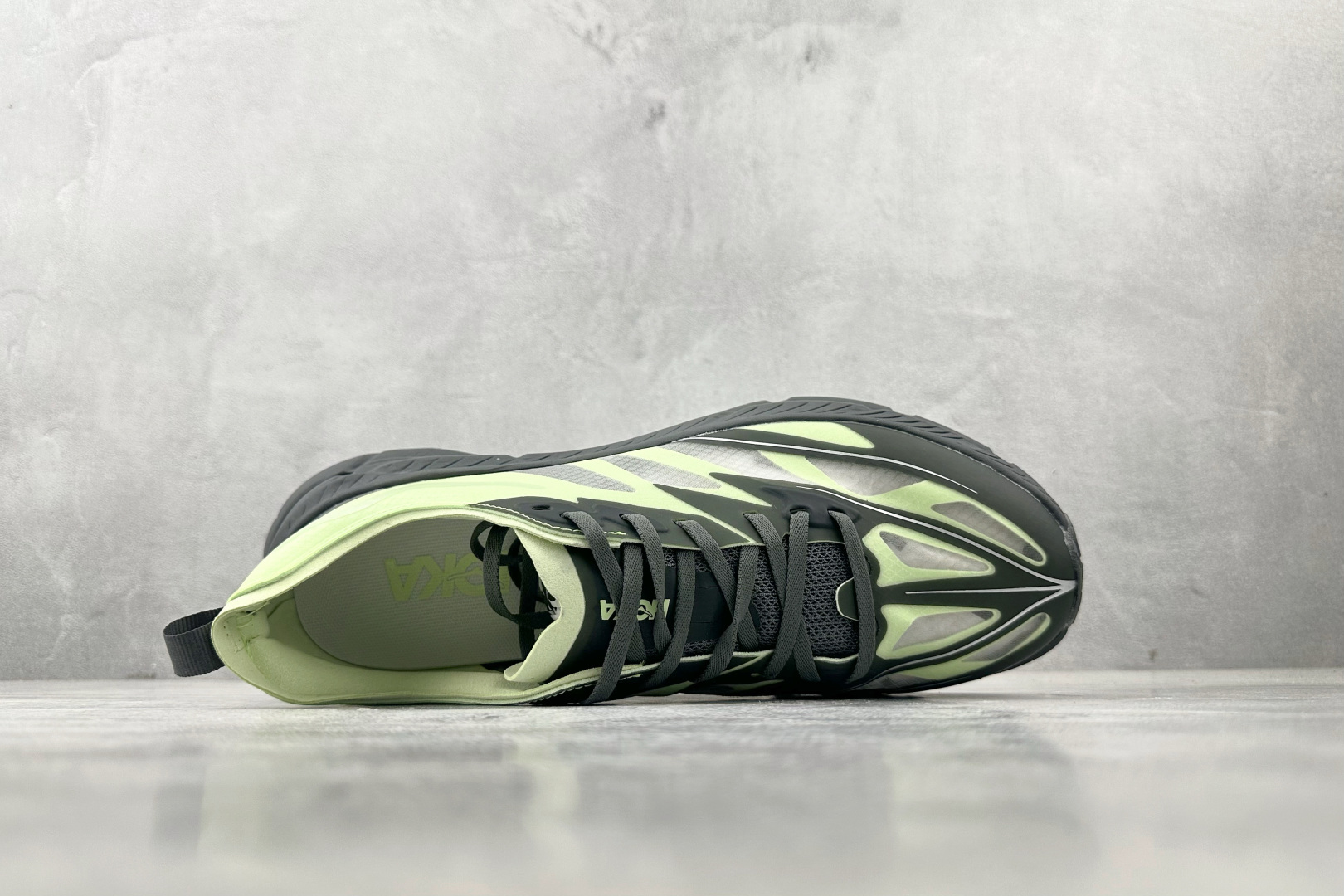 HK 本地💰210
平台专供 HOKA ONE ONE Mafate Speed 4 LITE 黑绿色

货号：1168450-LHC
尺码：36 36.5 37.5 38 38.5 39 40 40.5 41 42 42.5 43 44 44.5 45 
编码：31