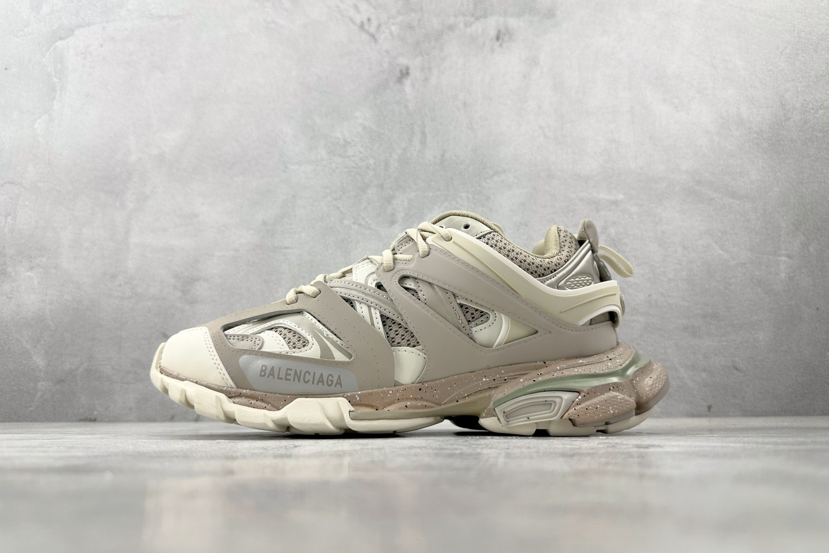 280 最强性价比 Balenciaga巴黎世家 Track 奶茶棕 542436W3FE49697