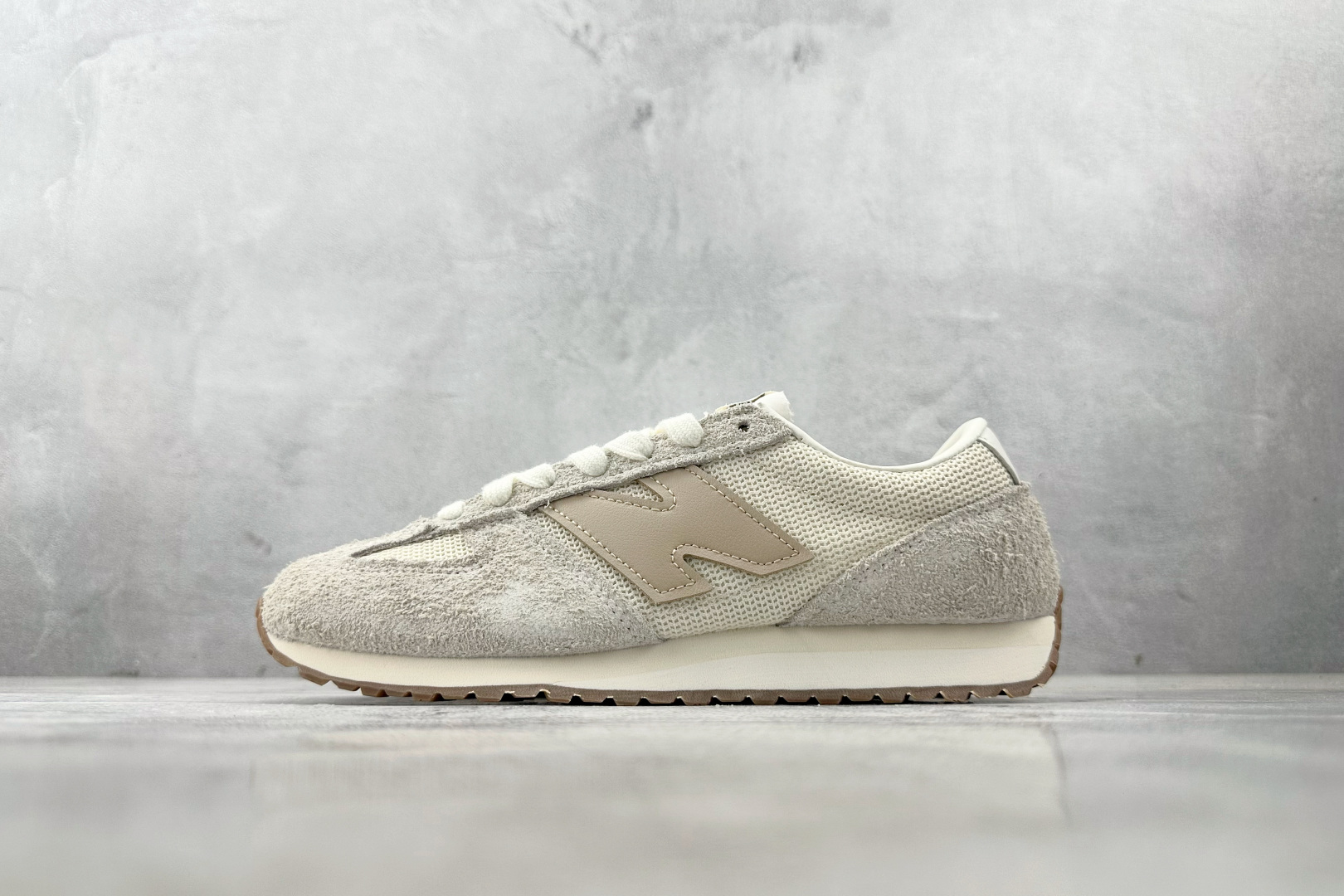 160 New Balance NB 471 米白色 U471KAA
