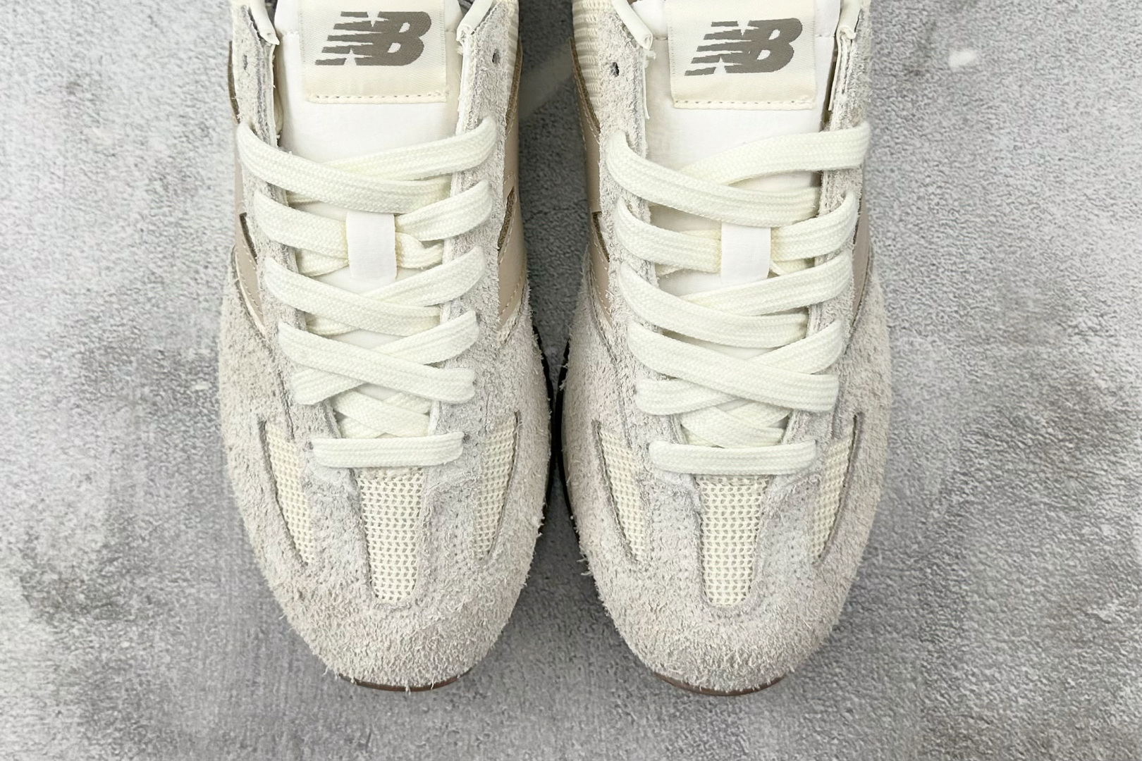 160 New Balance NB 471 米白色 U471KAA