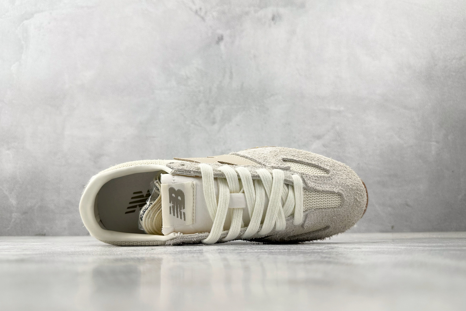160 New Balance NB 471 米白色 U471KAA