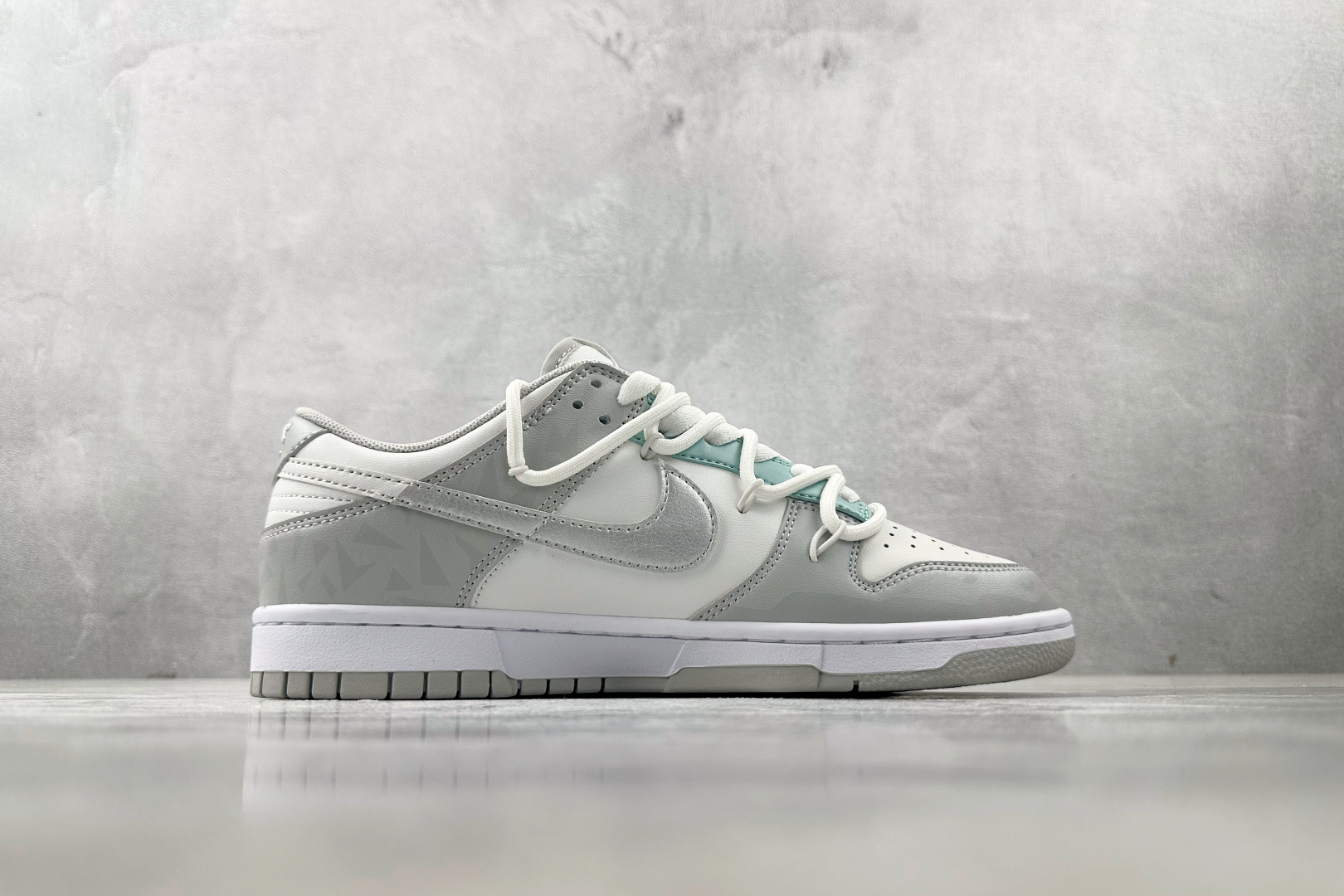 220  定制球鞋 Nike Dunk Low 白银 浅灰蓝 HF0730-160