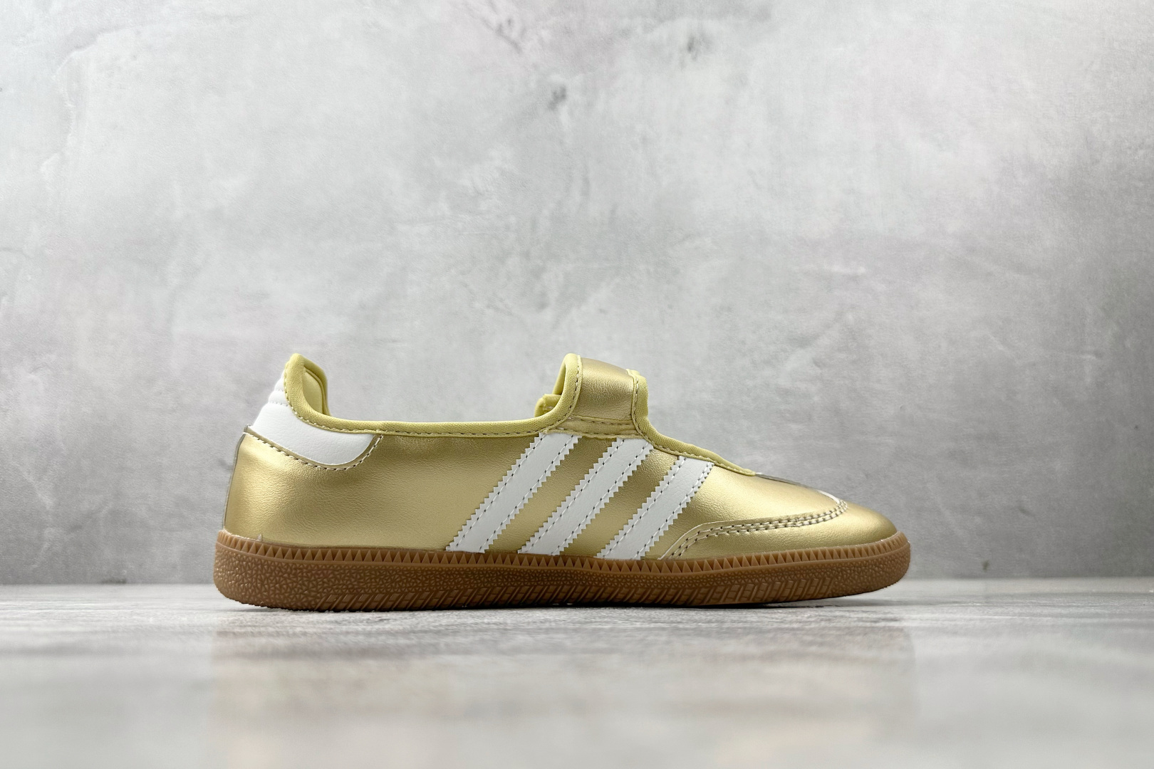 160 出口订单 adidoriginals Samba Jane 金色  IH6599