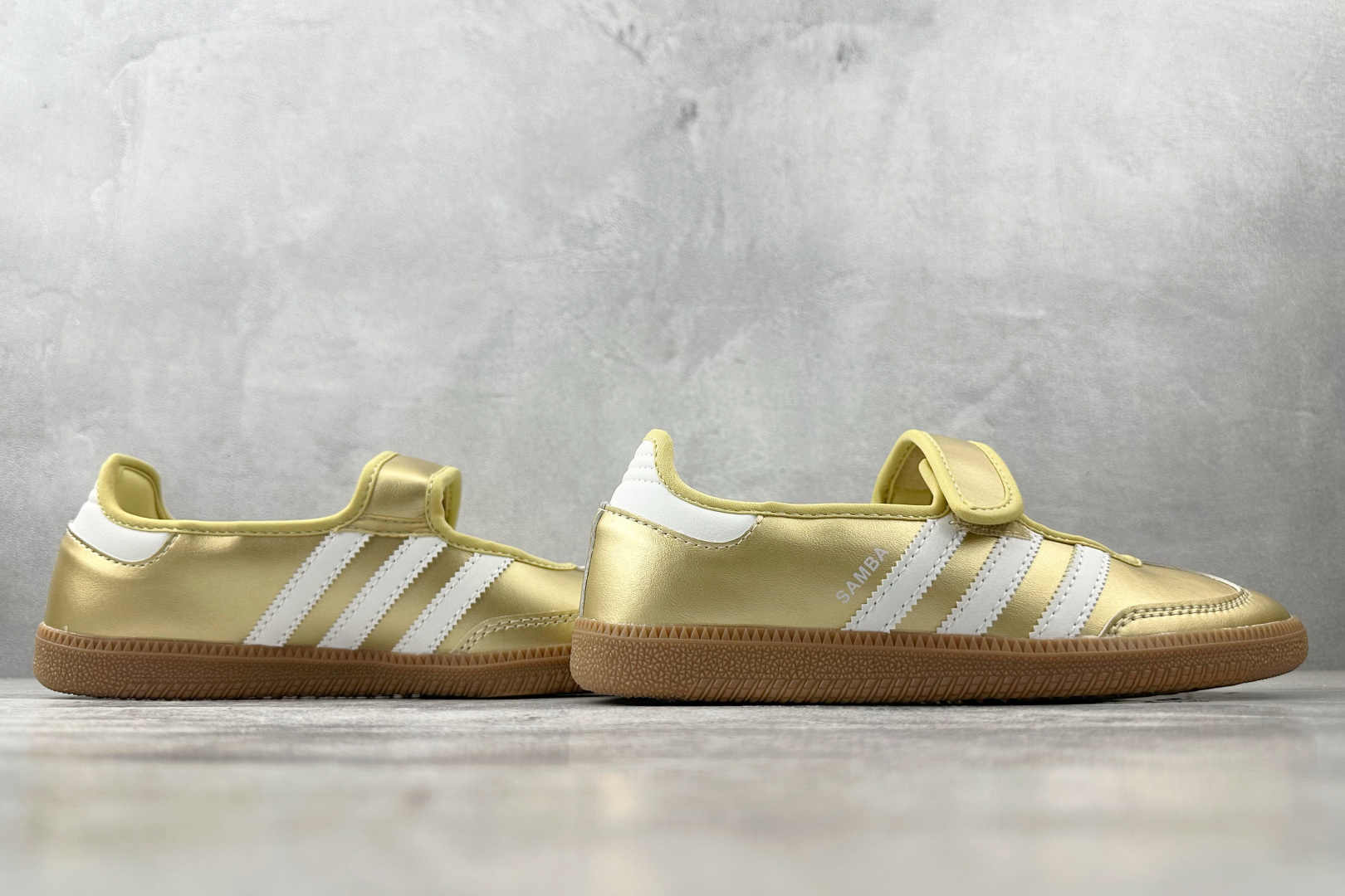 160 出口订单 adidoriginals Samba Jane 金色  IH6599