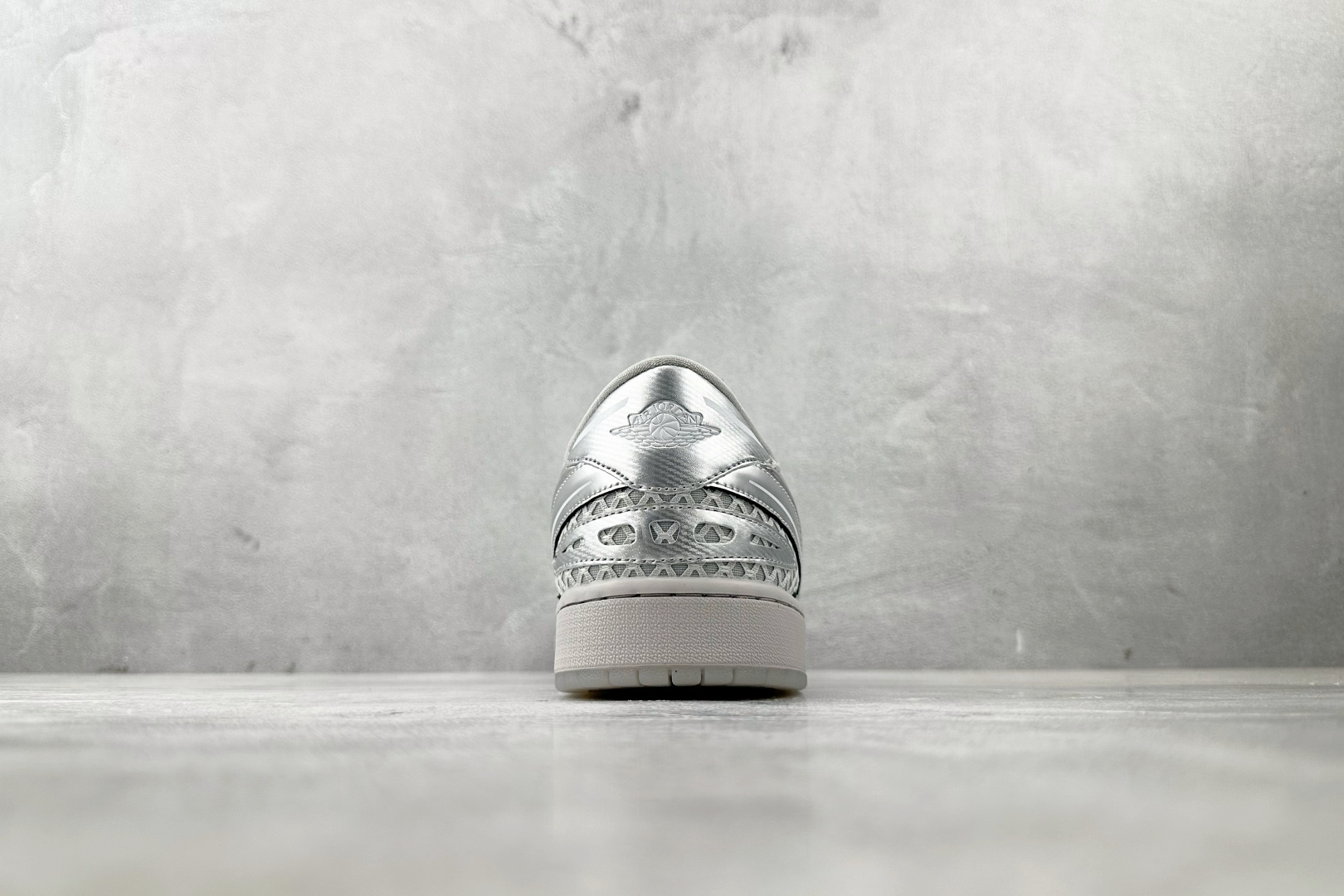 200 综合版 Jordan Air Jordan 1 Low Method of Make V3 银灰色 HQ2186-002