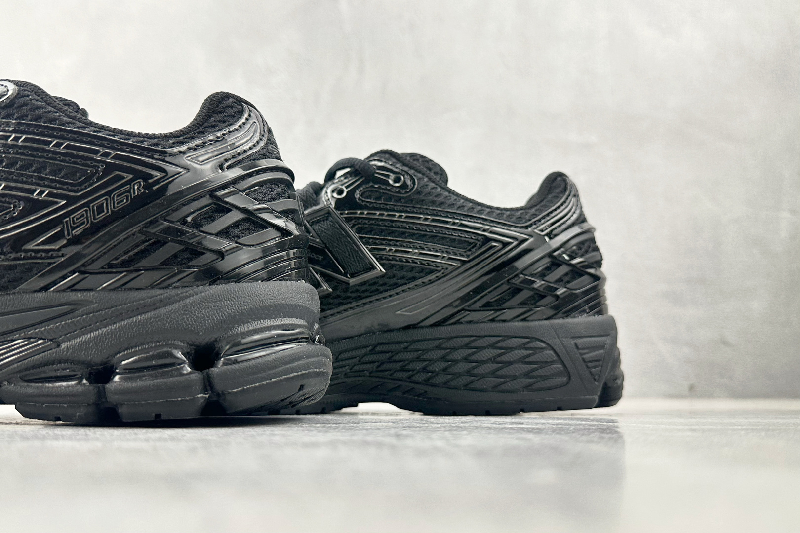 200 纯原出品 New Balance NB 1906R 黑色 M1906RZO