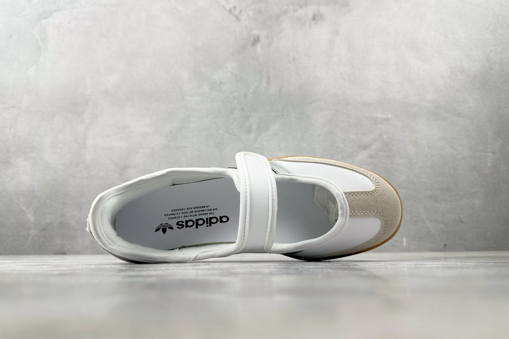 160 adidoriginals Samba Jane 白色 KJ3785
