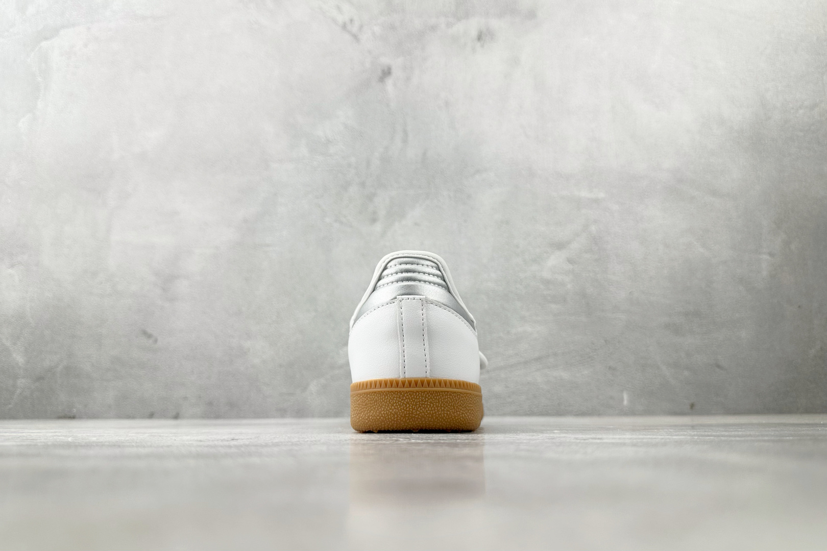 160 adidoriginals Samba Jane 白色 KJ3785