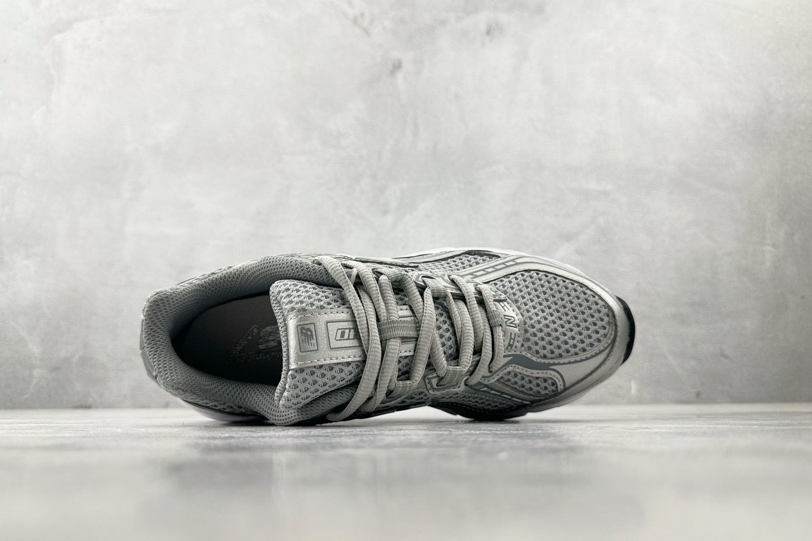 200 New Balance NB 740 银色 U740SG2