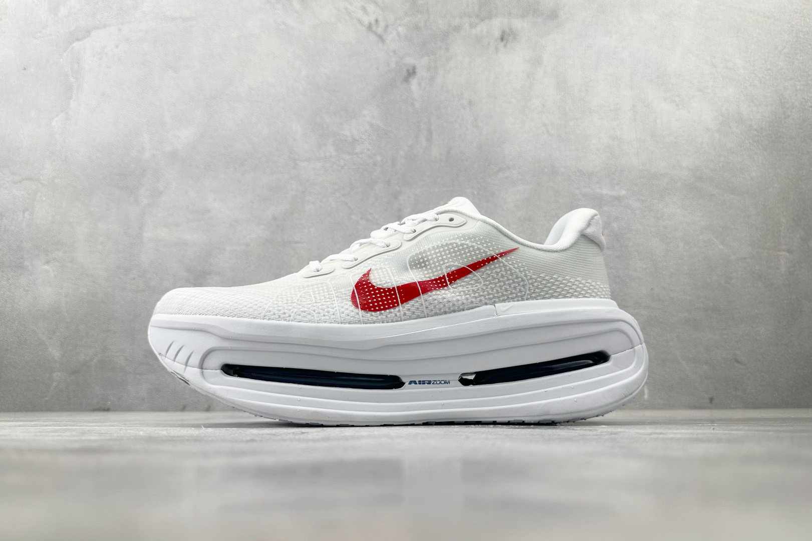 220 Nike Vomero Vomero Premium 白红  HQ2050-718