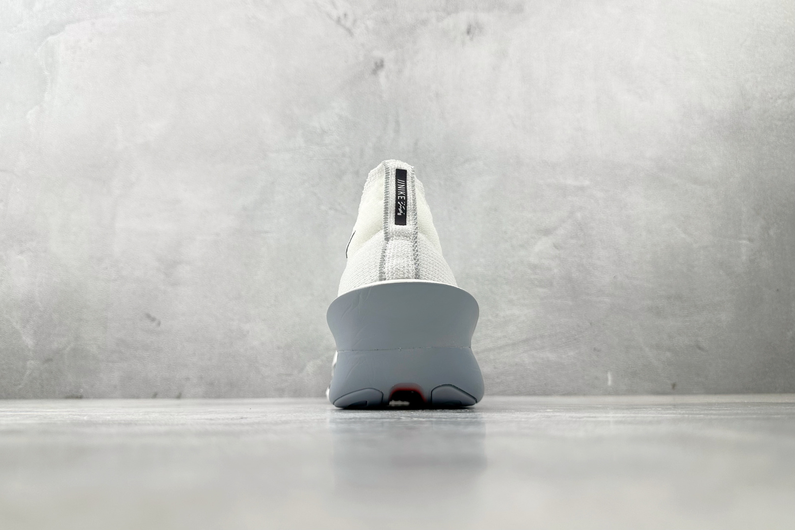 GT 
全套数据私模 Nike Air Zoom Alphafly Next% 3 白黑色

货号：FD