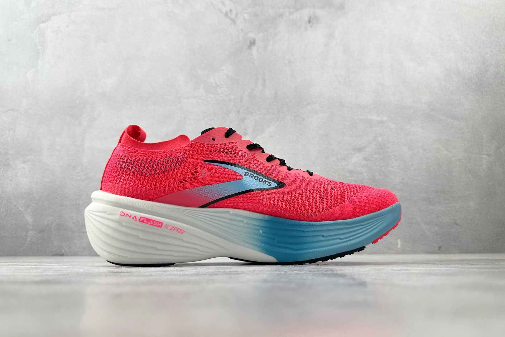 220 Brooks布鲁克斯 HyperiElite 4 粉红色 1000461D645