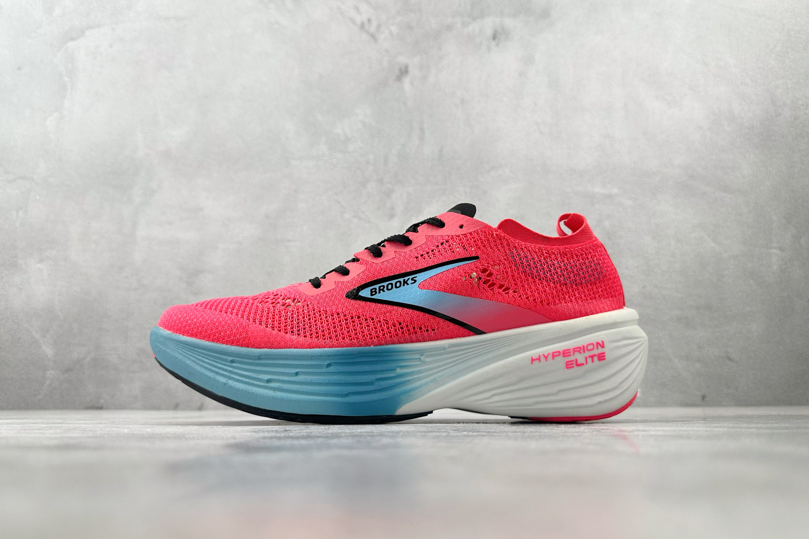 220 Brooks布鲁克斯 HyperiElite 4 粉红色 1000461D645