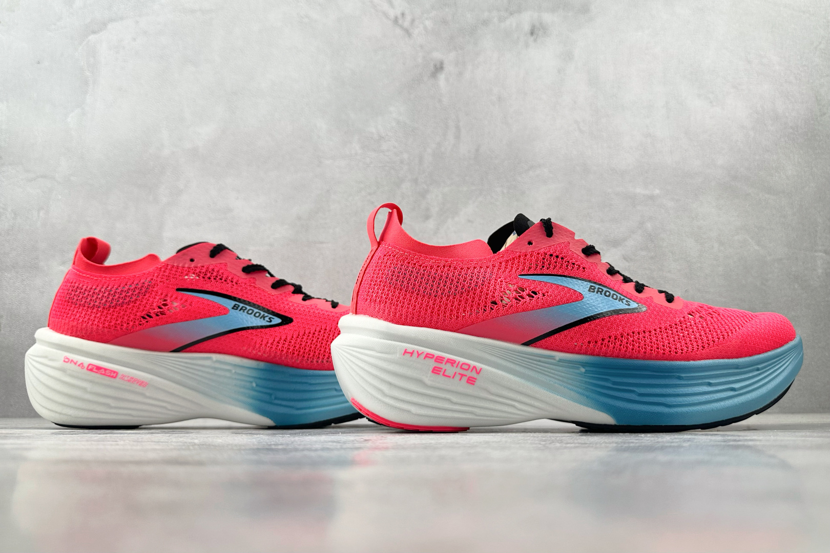 220 Brooks布鲁克斯 HyperiElite 4 粉红色 1000461D645